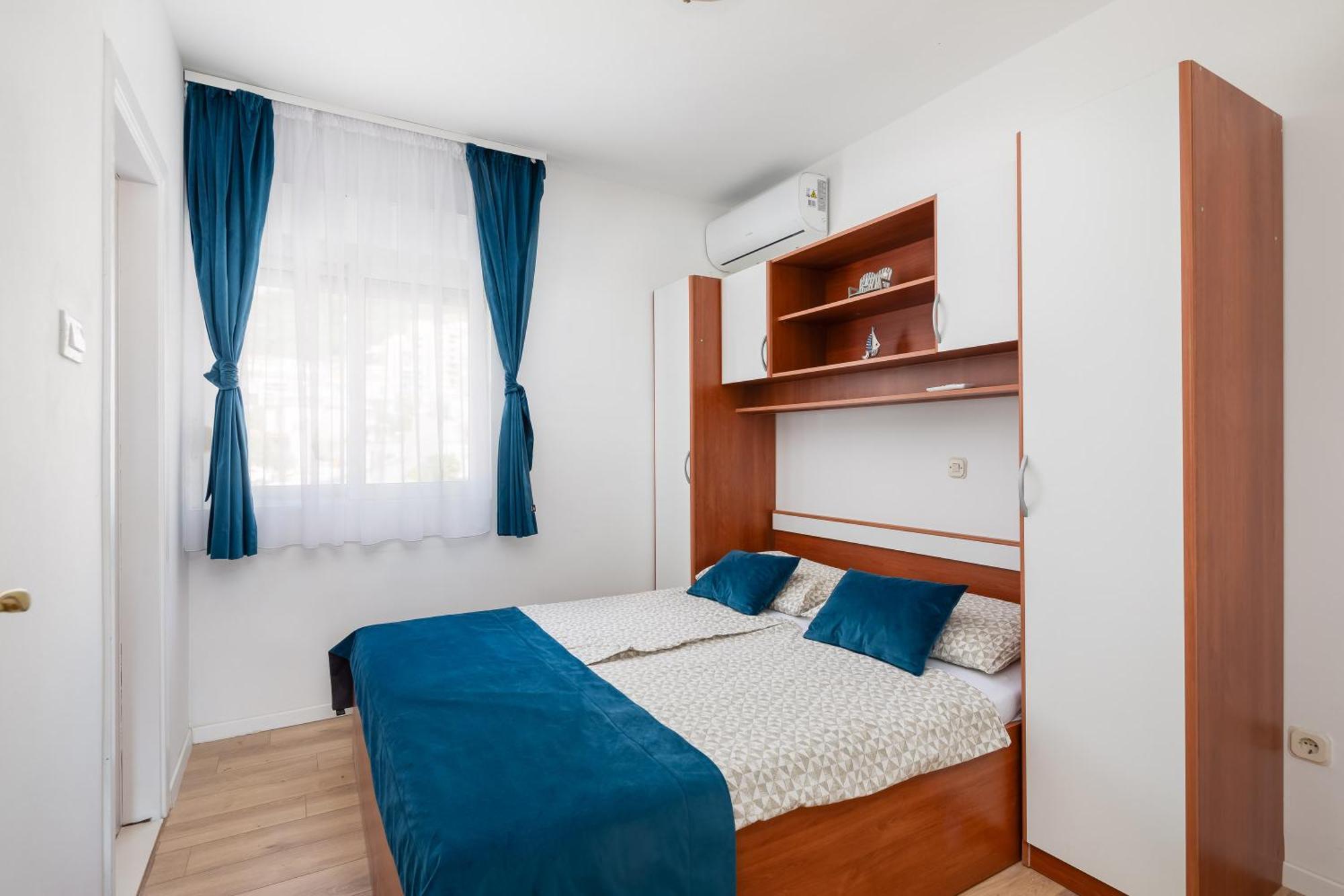 Apartment Near Central Beach With Free Parking *
