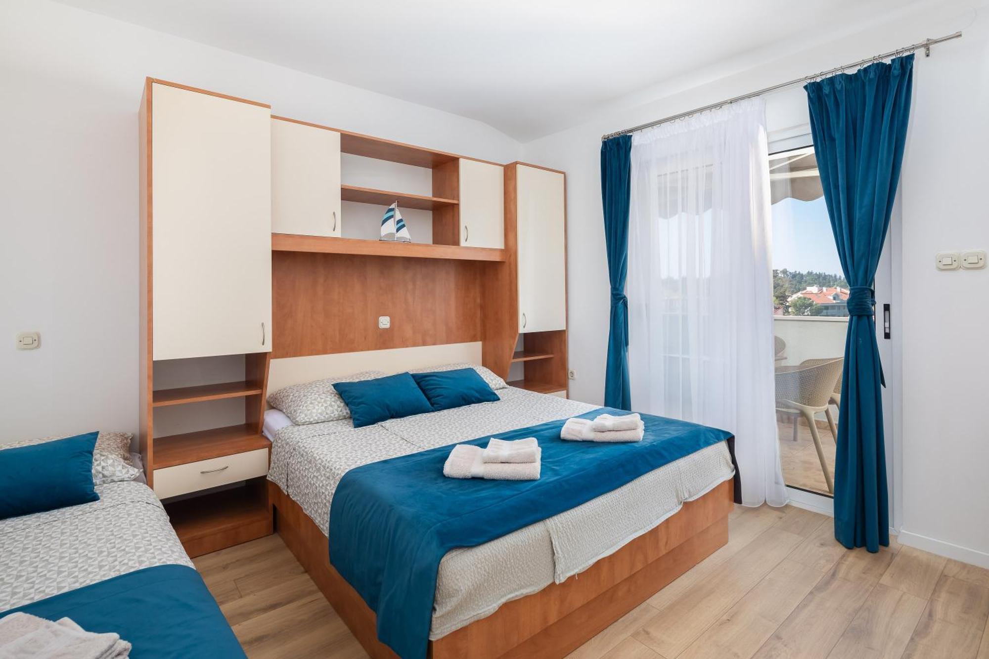 Near Central Beach With Free Parking * Makarska
